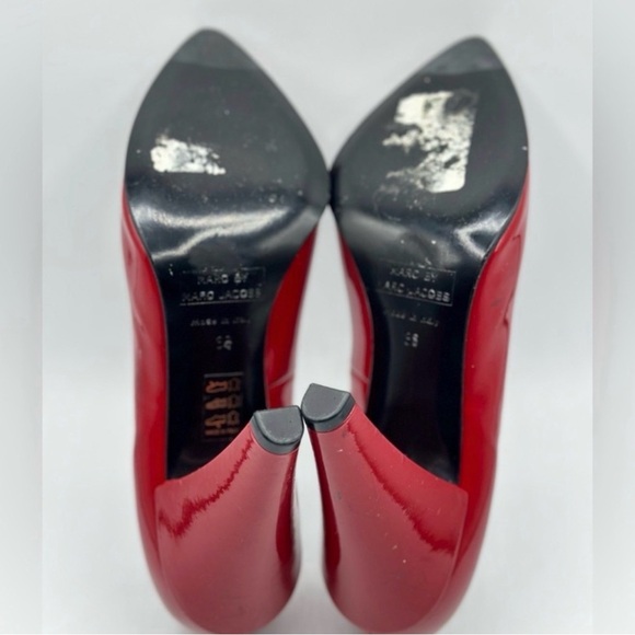 Marc by Marc Jacobs Glossy Red Pointed Toe Pumps - Picture 6 of 8